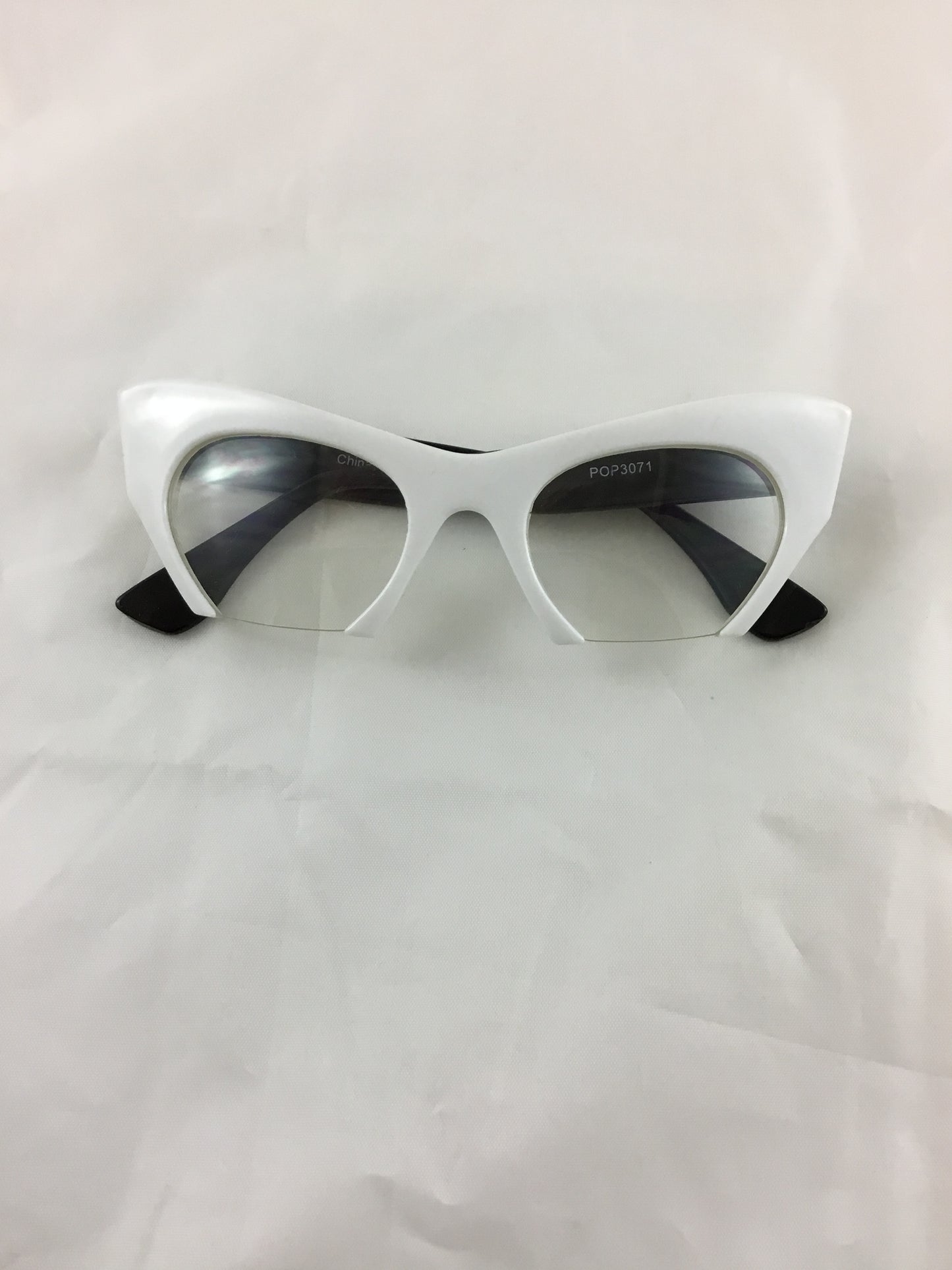 Misty Blue Cat Eye Bottomless Rim Glasses