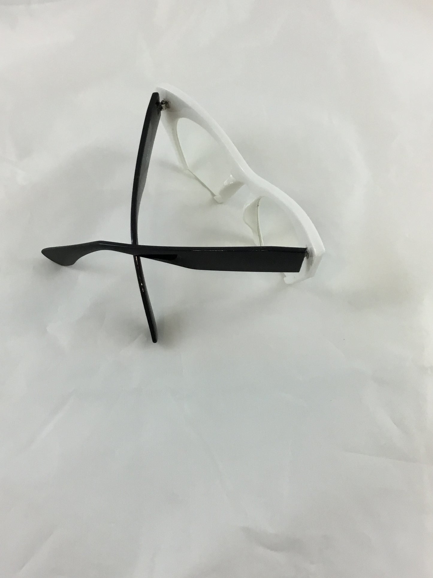 Misty Blue Cat Eye Bottomless Rim Glasses