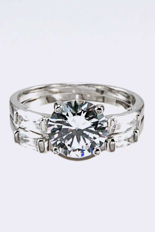 Misty Blue Hazel - Round Engagement Ring Set